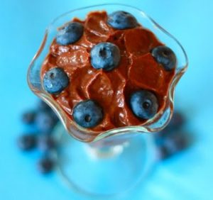 Zdravý avokádový pudink s čokoládou